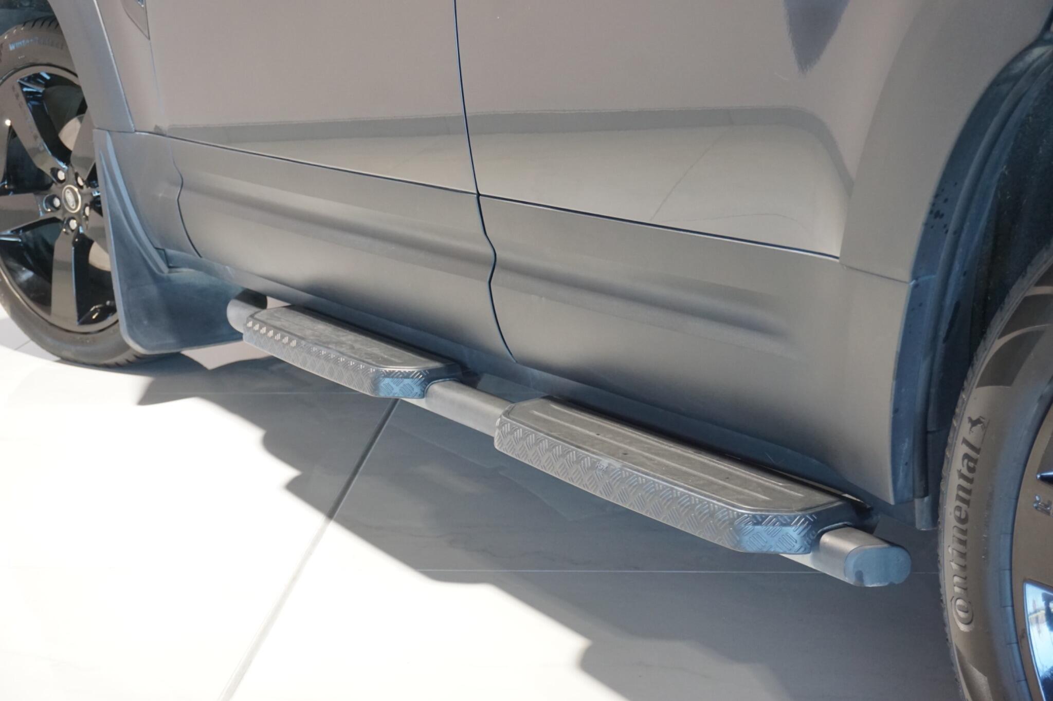 Land Rover Defender 110 3.0 D300 MHEV HSE Hard Top SUV 5dr Diesel Auto 4WD MWB Euro 6 (s/s) (300 ps)